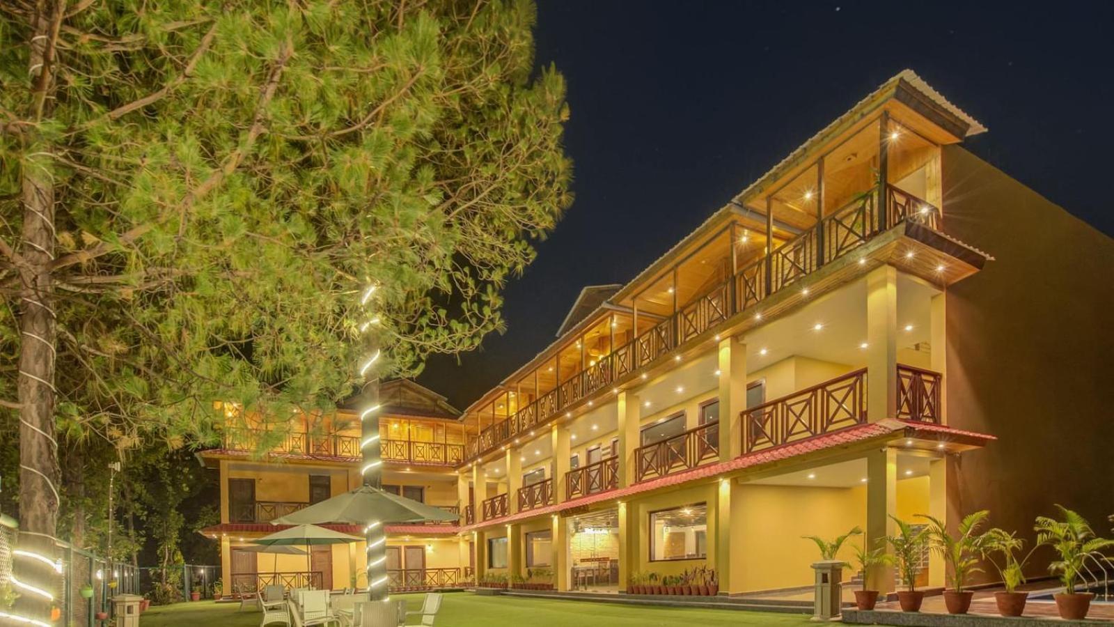 Aavaas Hill Resort Лансдаун Екстер'єр фото