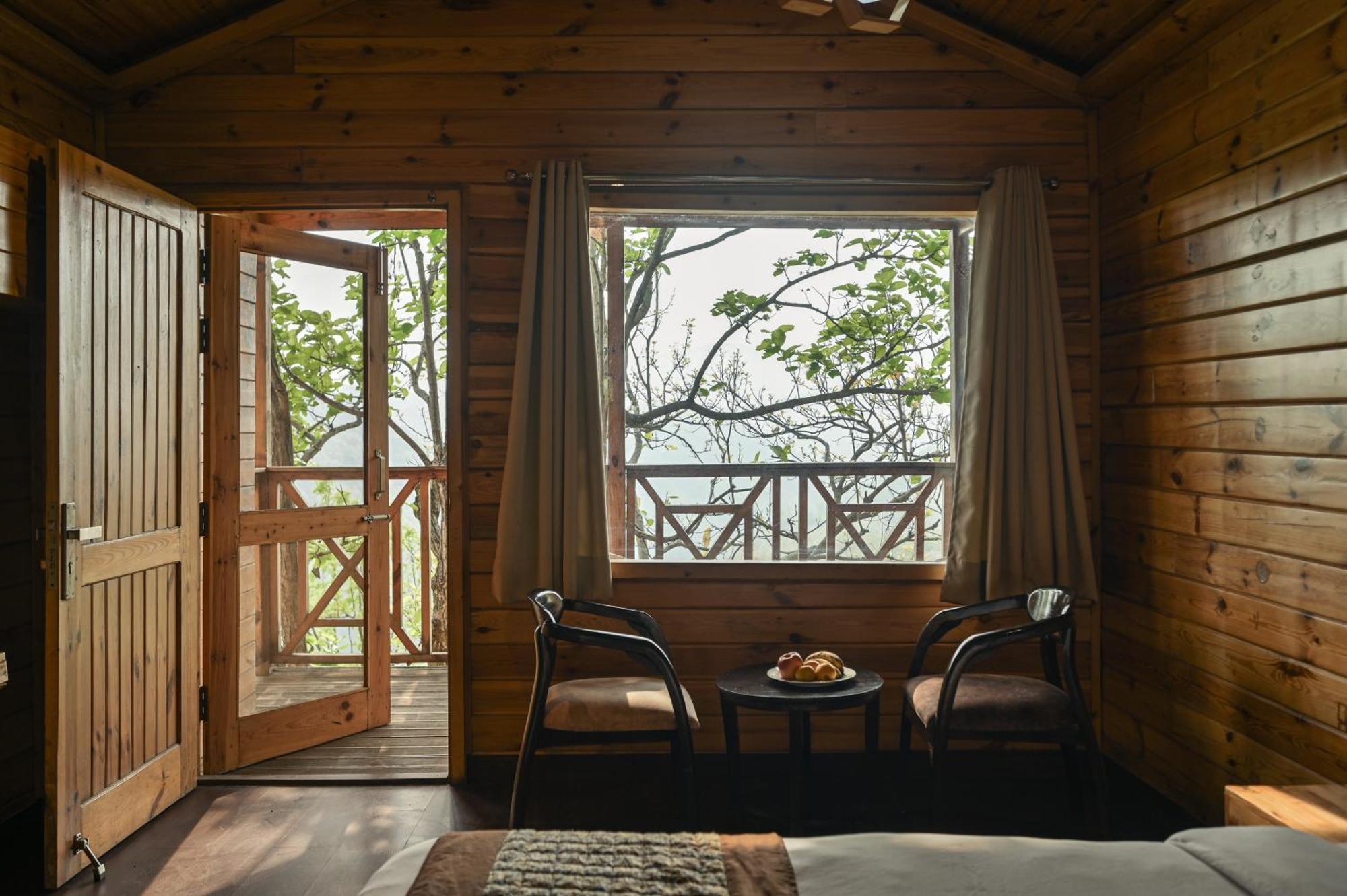 Aavaas Hill Resort Лансдаун Номер фото